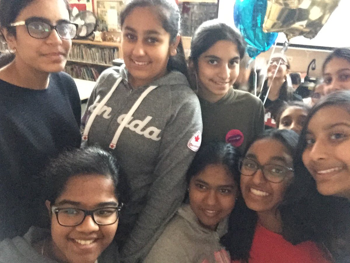 DPaynePDSB's tweet photo. So proud that #iamaheackergal is happening right now @MacvillePS these are amazing #hackergals https://t.co/AyMxClqjUF