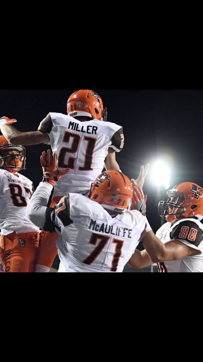 DeanthonyBecton's tweet image. I am excited to receive my 6th offer Bowling green University thank you @steadycoaching @Steve_Mo_36