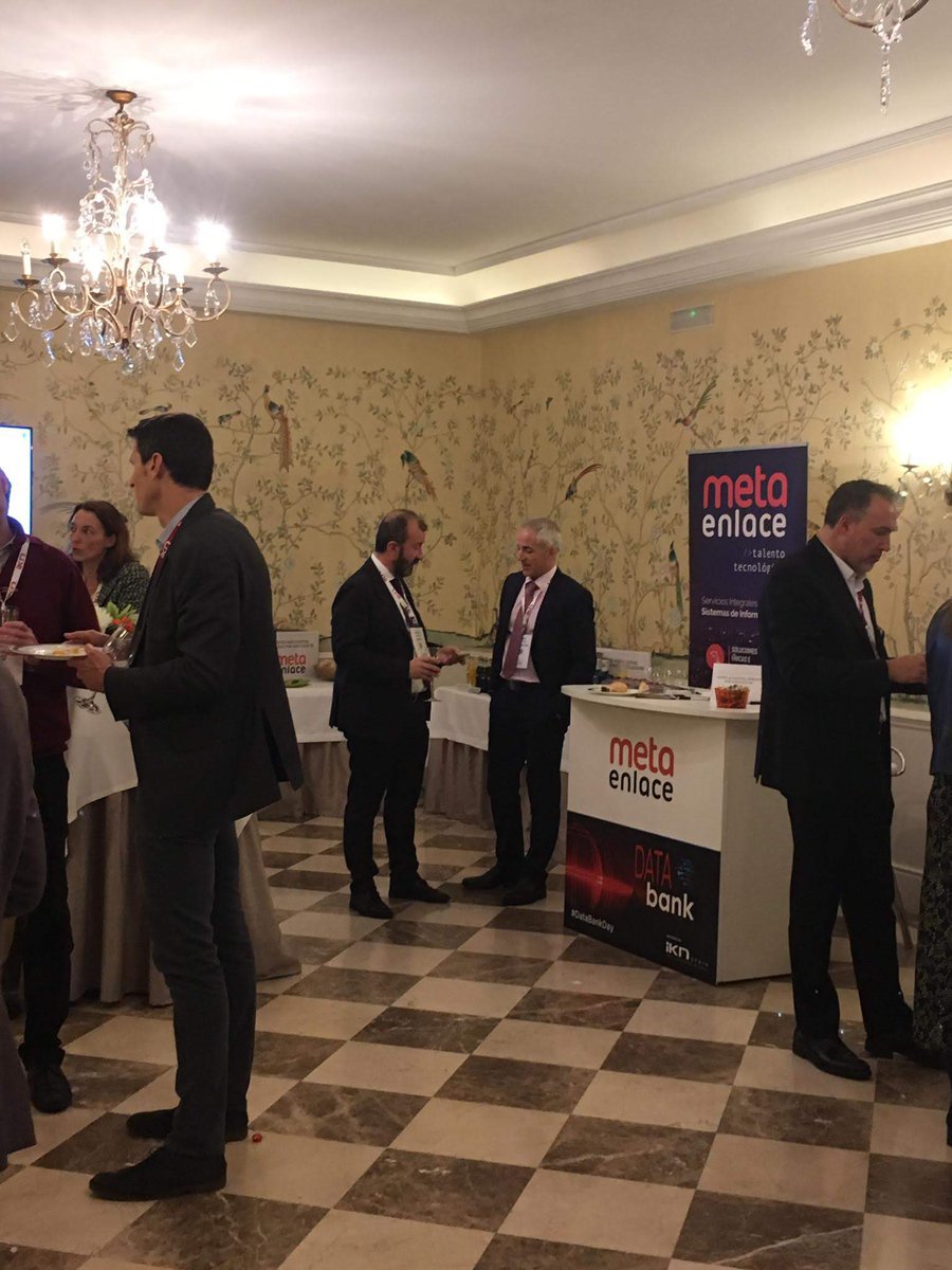 MetaEnlace's tweet photo. Ha sido una jornada cargada de trabajo y nuevos contactos. Gracias a todos por acompañarnos. El #DataBankDay concluye con una gran participación. Enhorabuena. https://t.co/1tZthw8aCk