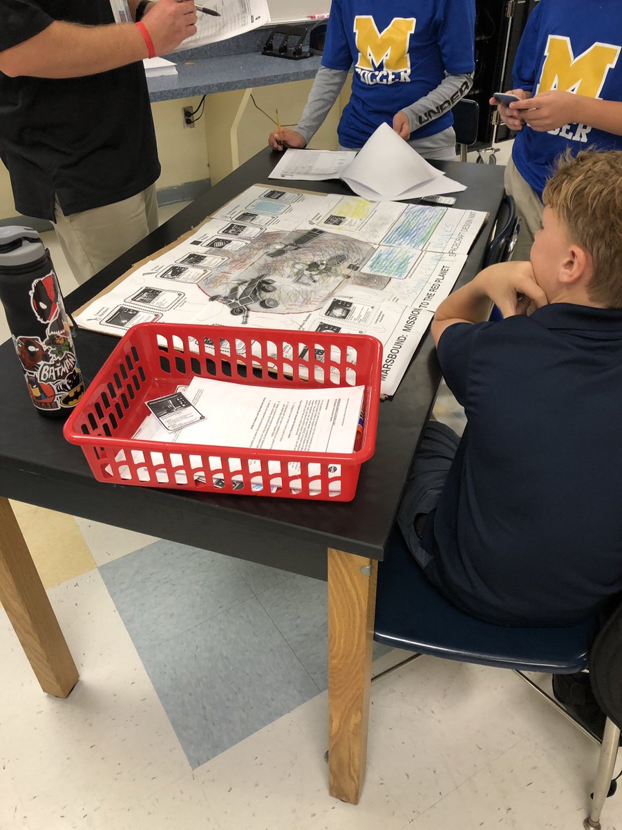 flkeysstem's tweet image. Marathon middle school students calculate the cost of a mission to Mars! @keysschools