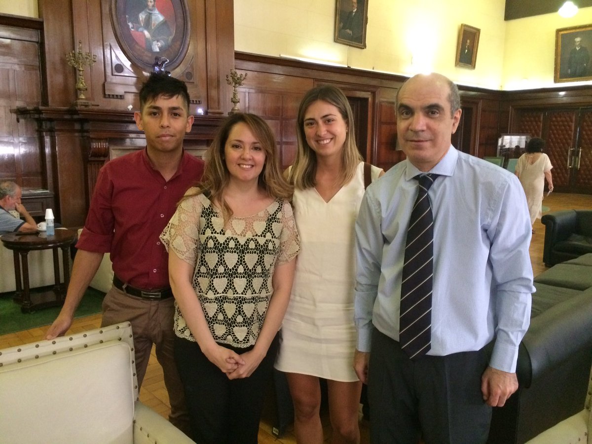 cintiarneves's tweet photo. En la sala de profesores de la Facultad de Derecho de la U.B.A., cerrando un ciclo lectivo, y feliz de ser parte del equipo docente de la Cátedra de Derecho de las Familias y Sucesiones del Dr. Néstor Solari. https://t.co/lYKbZXBrpq