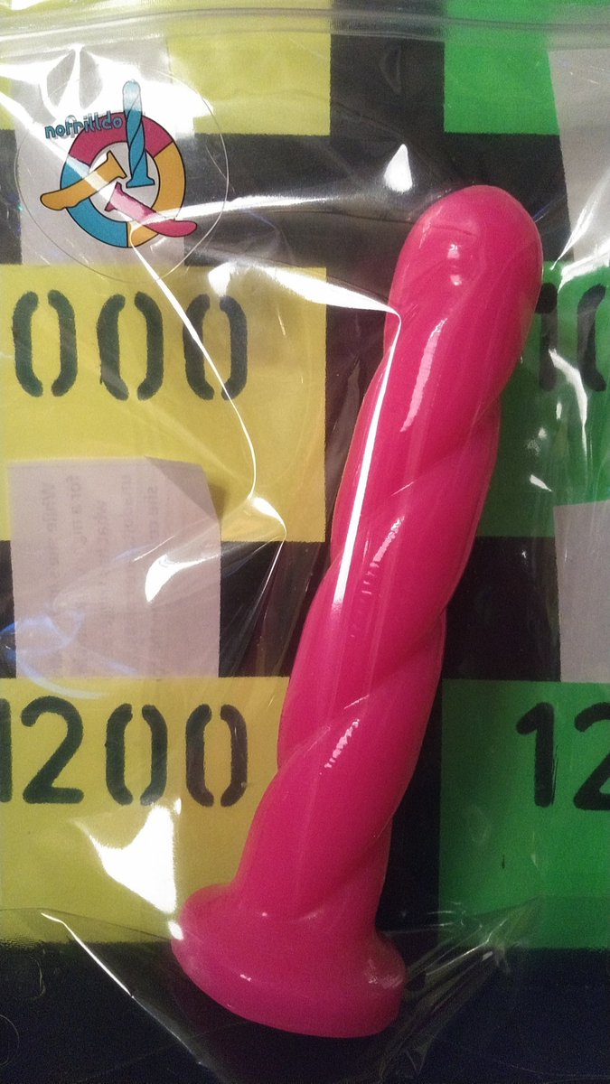 KinkyTrivia's tweet photo. On the 2nd Kink Of KINKmas my trivia host put in my box: A NoFrilDo from @FunkitToys  Win this item and 11 others in the 12 kinks of KINKmas prize box by playing Kinky Trivia at https://t.co/8vFdtxK7jm https://t.co/ttBoJ2Thow
