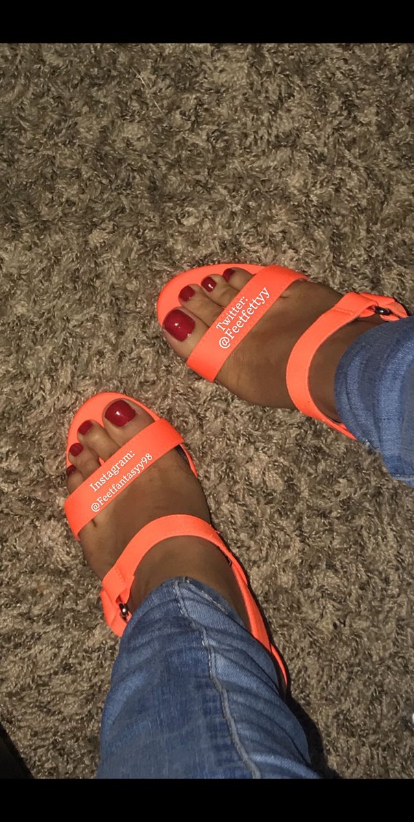 FeetFettyy's tweet photo. @Maturefootlover https://t.co/ryevts6dER
