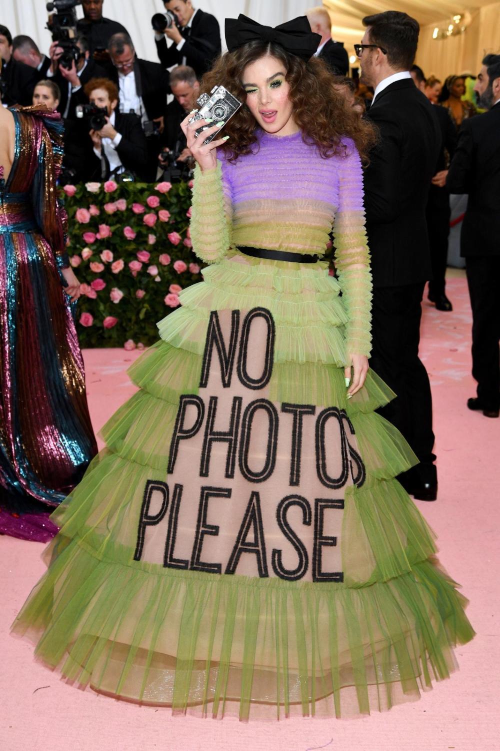 Happy birthday, Hailee Steinfeld! The American actress and singer and all-round fashionista turns 23 today.

© Getty 