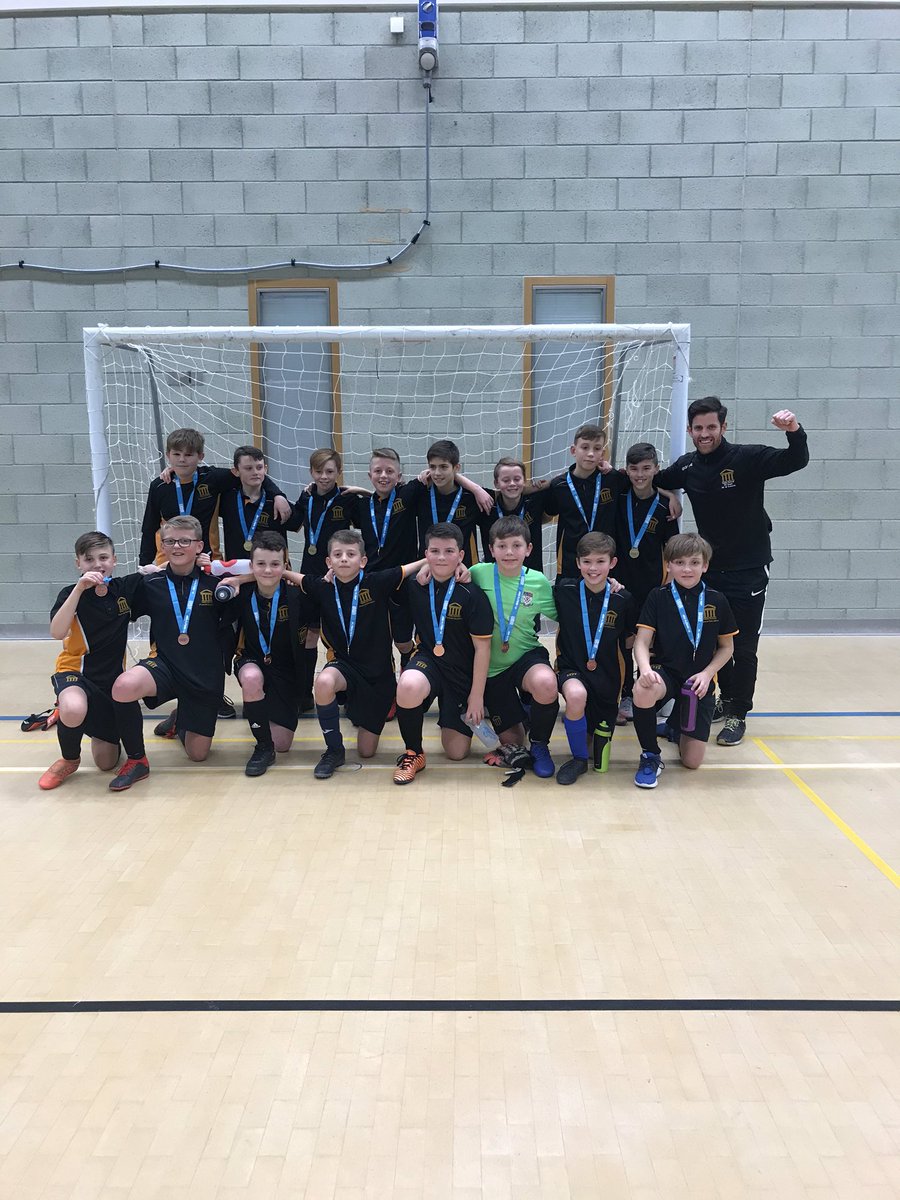 Congratulations to our U12 Futsal teams who finished 1st and joint 3rd in the U12 Plymouth Futsal competition. Hele’s A won 3-0 in their final whilst Hele’s B drew 1-1 in the 3rd place play off. Amazing what the power of practice can do #HelesPe #Helesfutsal