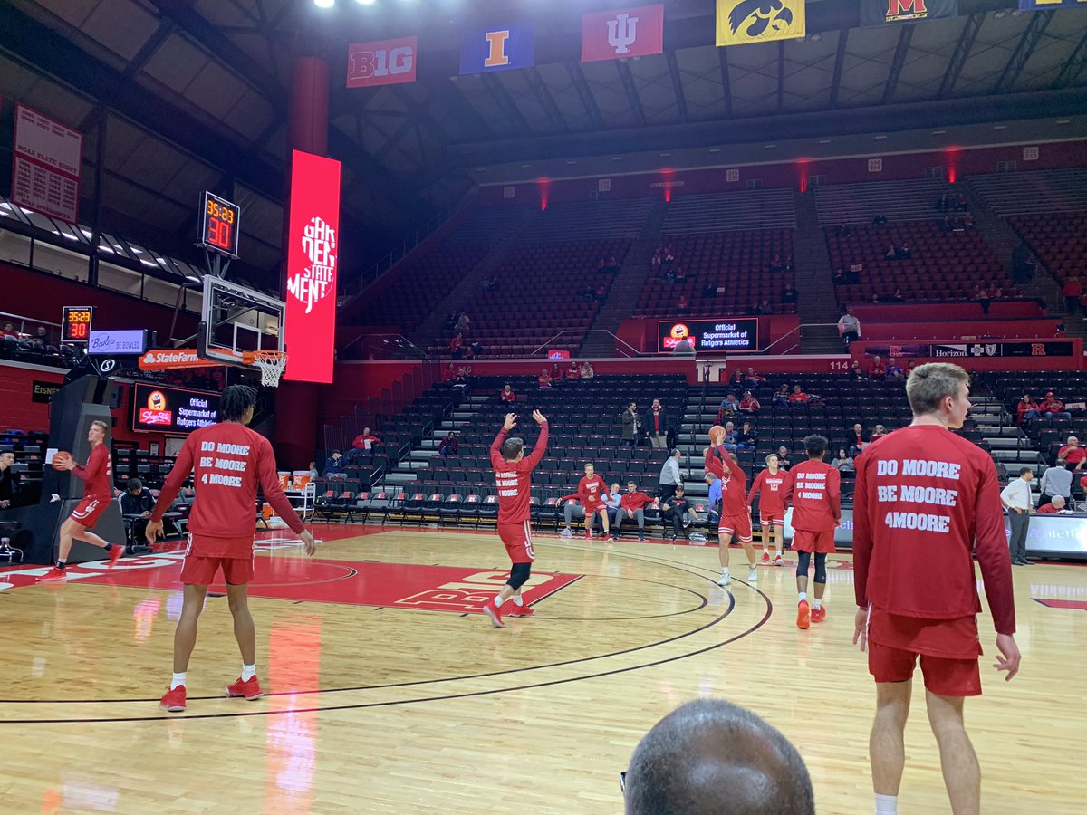 EdNPenna's tweet image. Routing for our badgers on the east coast!!