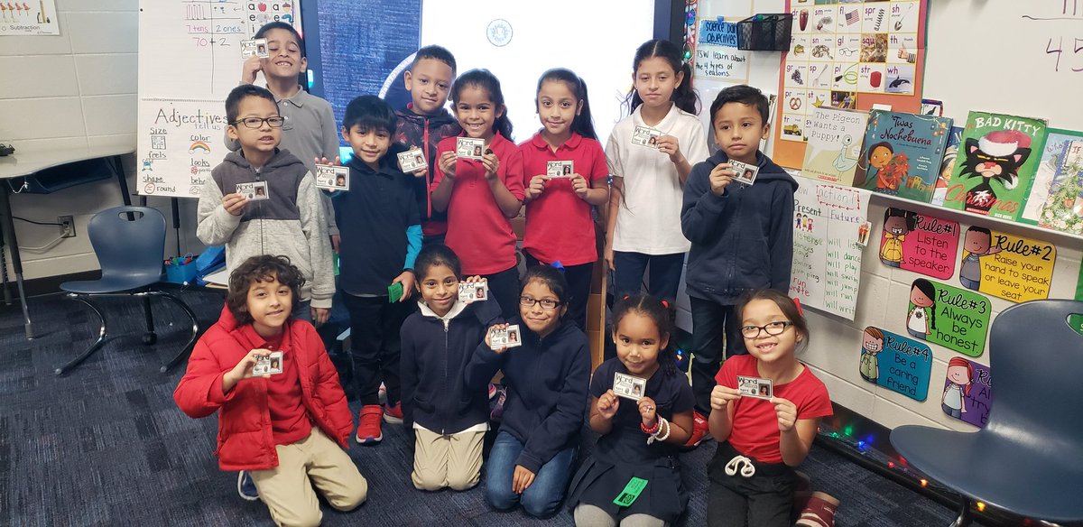 MrsHerreraHuang's tweet photo. I dressed up to pass out our official detective badges.  @cfisdowens @CFISDPK1 @GR_Houston #CFISDspirit #funin1st https://t.co/V3QLv4ExbG