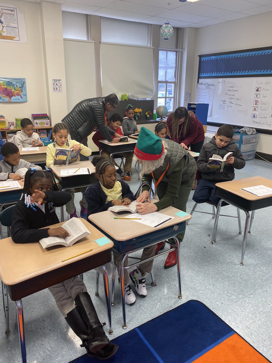 Thank you to the Wilmington Rotary Club for providing every 3rd Grade student at WES with a dictionary today #teamredclay #thunderbirds