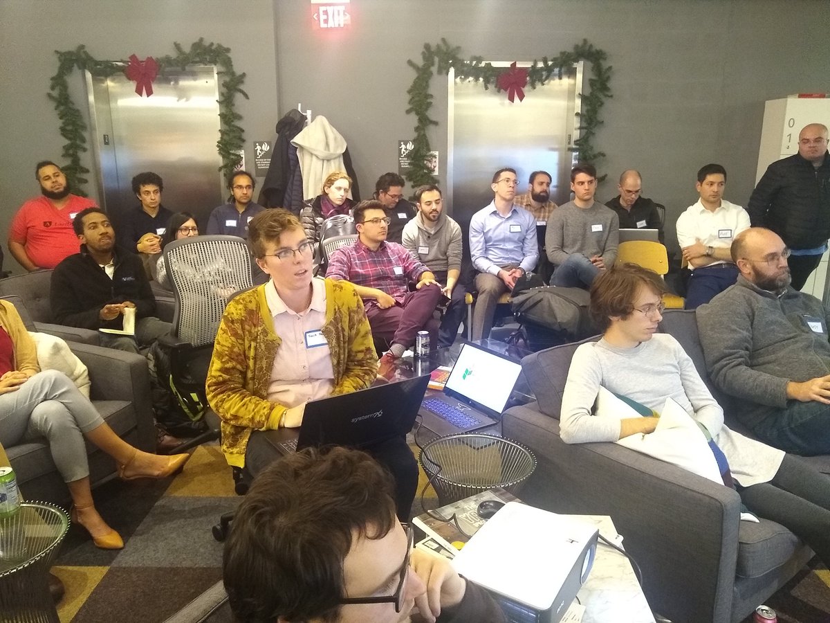 PyDataPHL's tweet photo. @JSignell giving a lightning talk on the @HoloViz_org  gallery! https://t.co/flM5PLuw6V