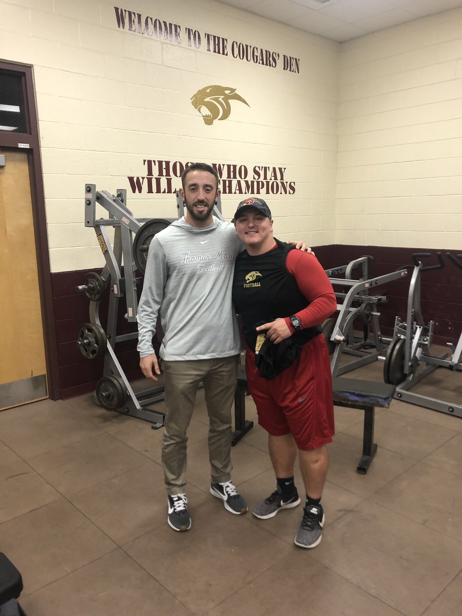 Coach_Ronacher's tweet photo. Always great seeing you @CoachPolen. Thanks for coming by to recruit our players and watch a workout! 💪🏼🐾
You’re welcome anytime brotha ✊🏼 #csidenation🐾 #CsideStrength @ThomasMoreKY https://t.co/Xgqmluh1Uz