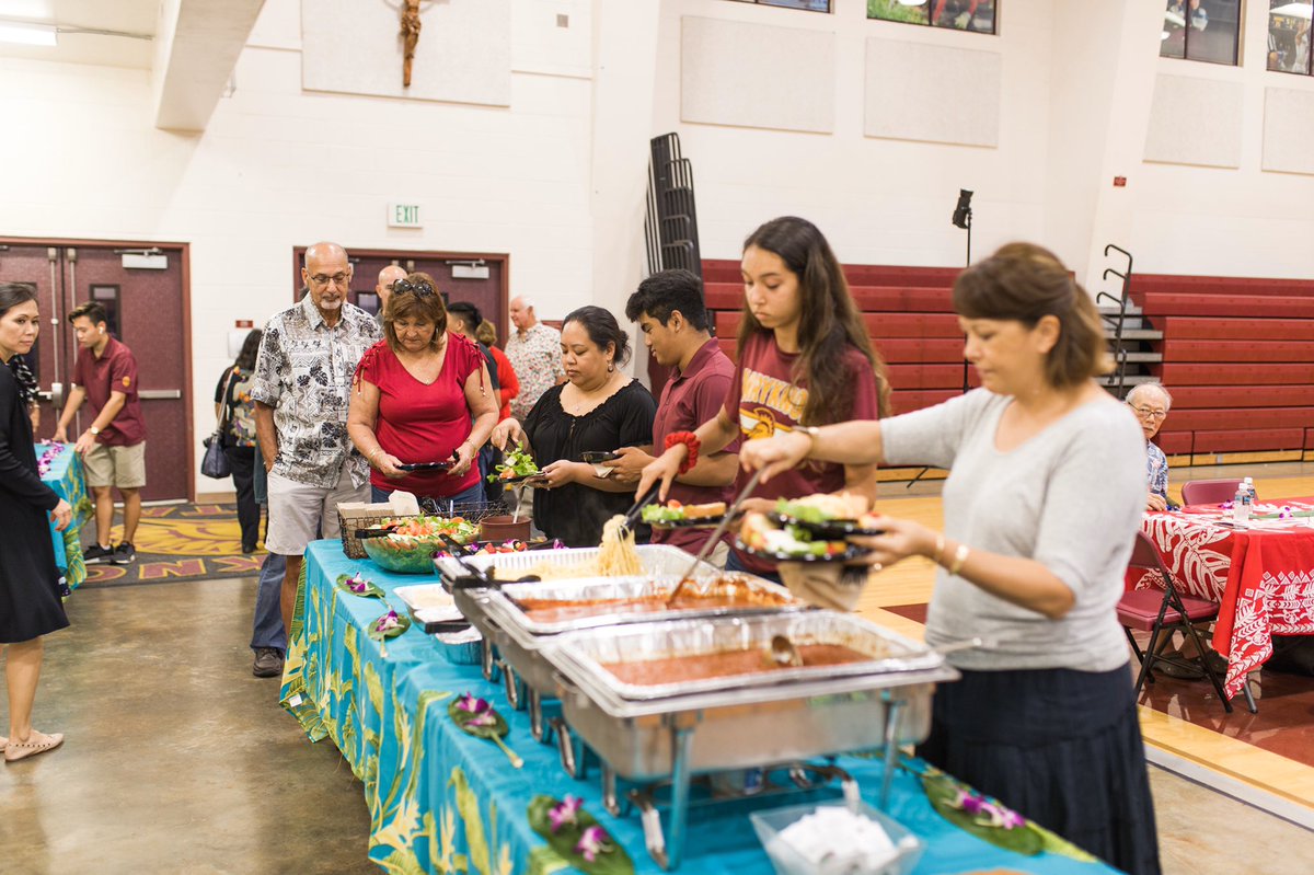 MaryknollSchool's tweet photo. Music and song filled our campus last night with the Sound of Maryknoll Fundraiser Dinner and our annual Winter Choir Concert!

Be sure to join us tomorrow (12/12) at 7:00PM for our Winter Band Concert at the Maryknoll Community Center!

#MyMaryknollExperience #BehindEveryDream https://t.co/bFPelEToi3