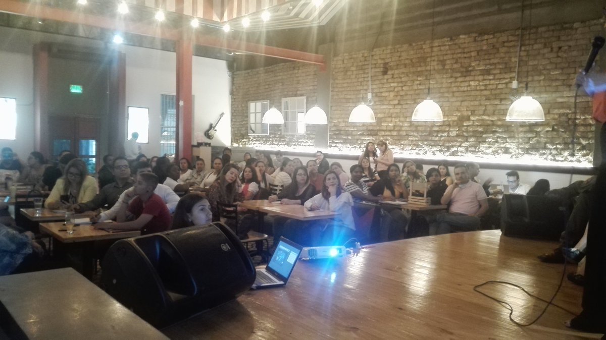 insitubg's tweet photo. impacto Social, disminución de brechas, desarrollo, Networking #CafeMet #ConstruyendoPais https://t.co/2YaYZdK1Bj