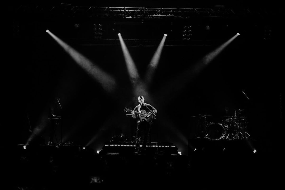 DermotKennedy's tweet photo. Thank you for this evening Birmingham!! You were such a great crowd to play for!! X
.
📷 by @lucyfosterphoto https://t.co/sdlIU76OmP