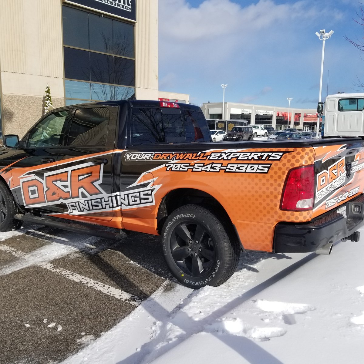EminentGraphics's tweet image. One White. One Black. One Matte. One Gloss. 2 different trucks with the same design for D&amp;amp;R Finishings that will definitely get them noticed on the road! #vinyl #vinylwrap #vinylgraphics #vehiclewrap #vehiclewraps #wrap #wraps #customgraphics #custom #vehiclegraphics #barrie