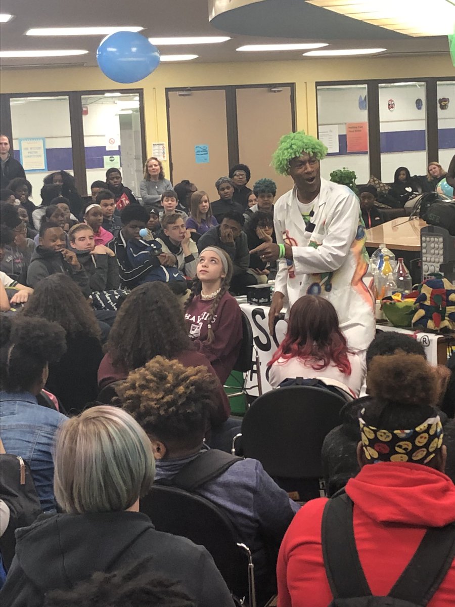 EmeriGordon's tweet photo. Science Machine brought Science for Everyone to Brown Middle School. Our students were engaged and enjoyed learning about science.
@hamcoschools @HCSHarrisonBay
@ekjazz71
#scienceforeveryone
#sciencemachine https://t.co/xqU6Fdwnxg