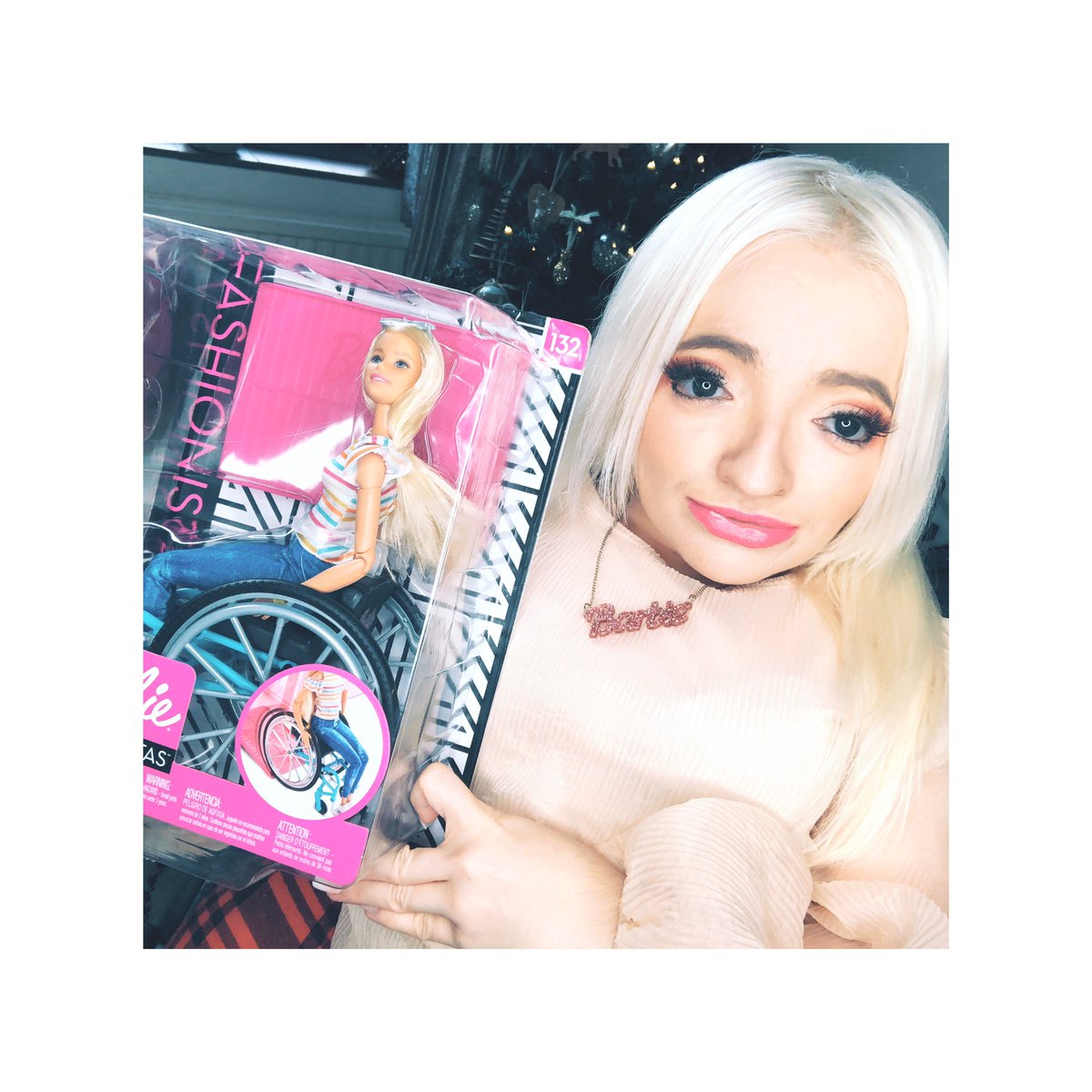 SamanthaRenke's tweet image. Finally got my @Barbie who is also a wheelchair user like me....💕💕💕#RepresentationMatters