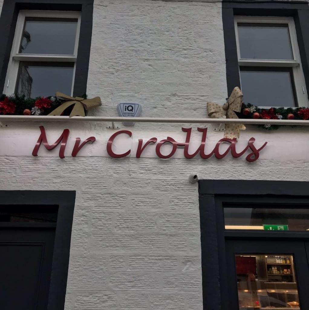 TranentRegen's tweet photo. We are delighted with the shopfront upgrade and it’s stylish new sign at Mr Crolla’s on #TranentHighStreet Looks great by day and night!#TranentCARS @HistEnvScot @SDavieELC @ELCouncil #shopfrontrepairs https://t.co/lfUC27WxVM