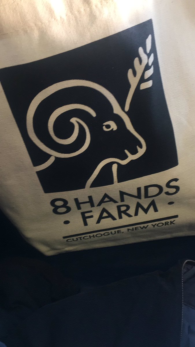 OatisEvan's tweet photo. On my way to #NYUFA19 with the goods! https://t.co/YZanBpwBUM