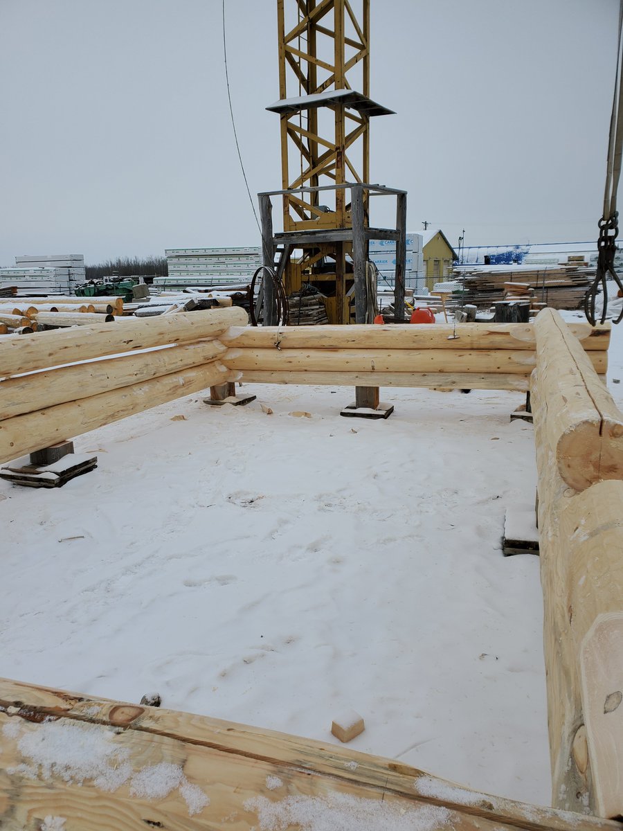 MH_WoodS's tweet image. We have a very busy season starting with three very different builds. First up is a small log cabin package approximately 300sq ft. Just enough room for a small kitchen, bedroom and bathroom. The perfect little cabin in the woods for reconnecting with nature! #logbuilder #loghome