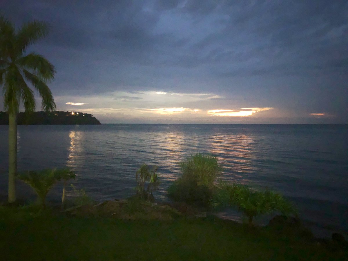 MirandaNaiman's tweet photo. When duty calls on the shores of Lake Tanganyika 🇹🇿

#BeautifulKigoma https://t.co/kutNQxvYNE