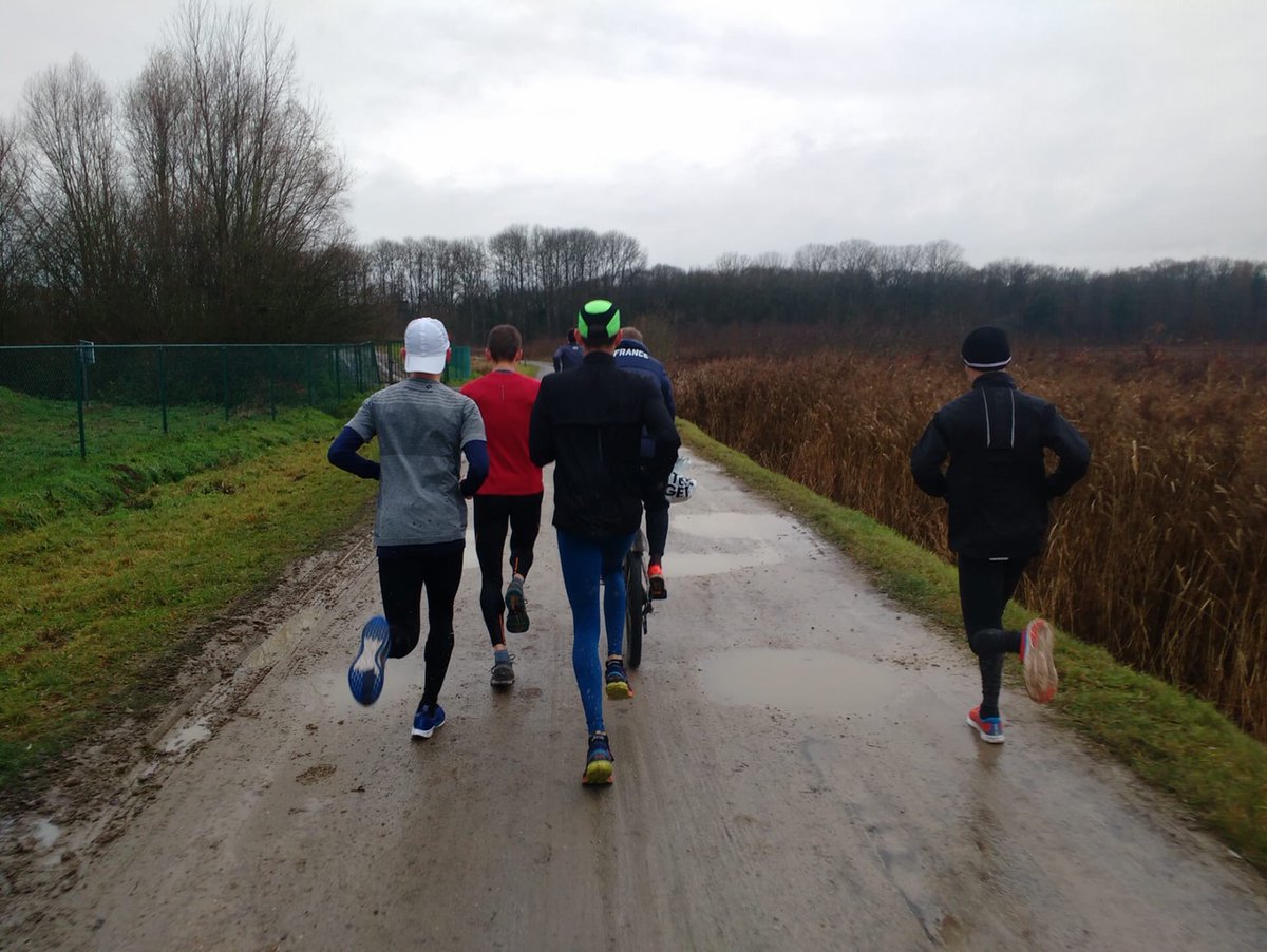 BeBiomech's tweet photo. Another successful testing of our #RunEASI system with the Olympic Running Team of @MoriauTim. Bridging the gap between research and practice. Great to see enthusiastic coaches and athletes. Preparing more system for next week. @kurtSportSci @jessejdavis1 https://t.co/c5q5Xk56S6