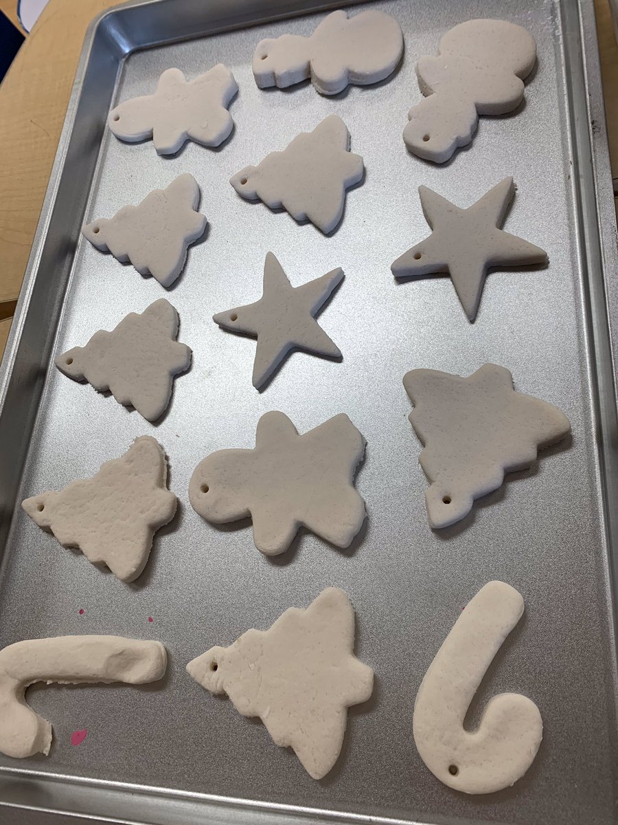 We are holiday crafting in room 104!