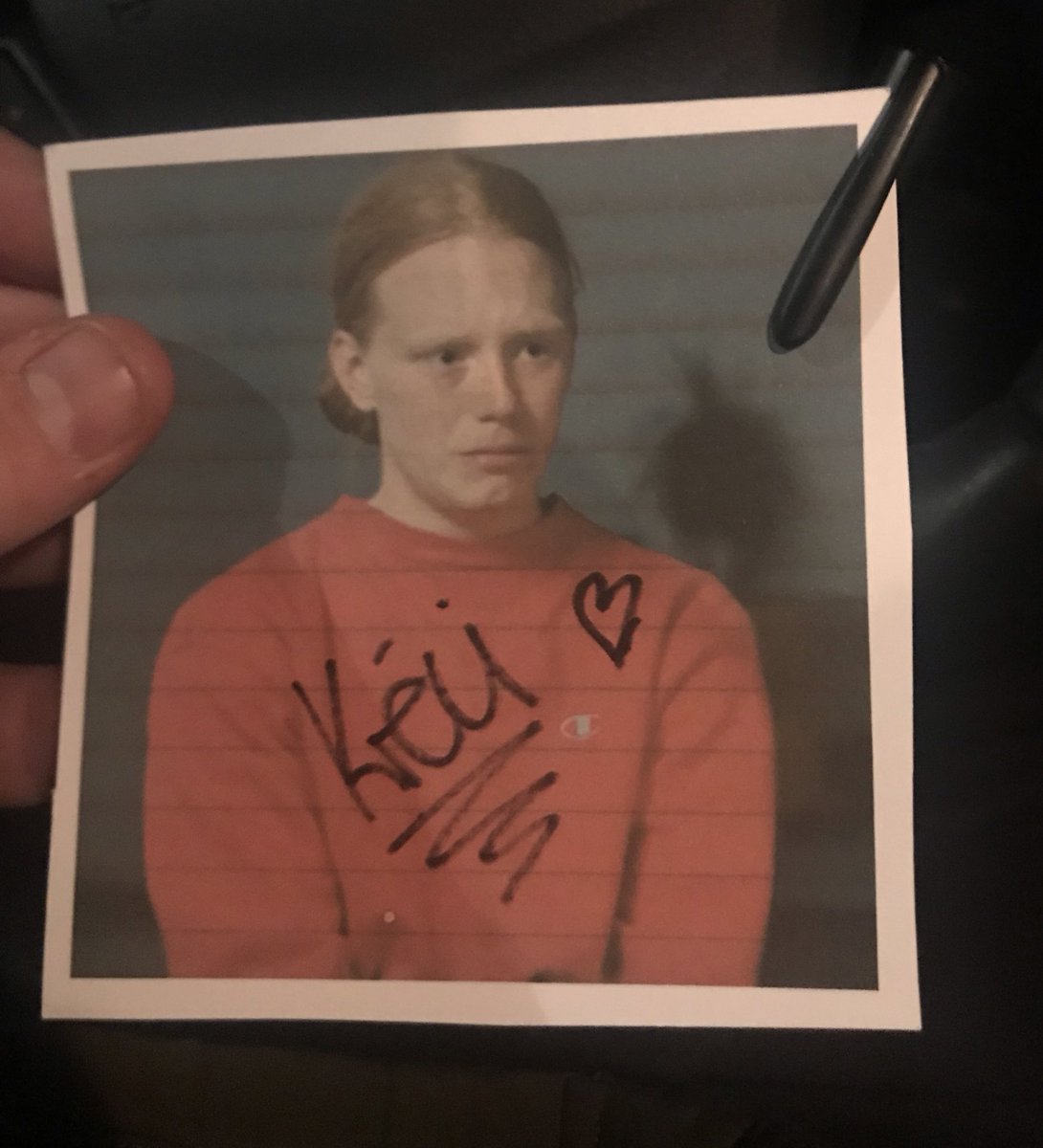 smá sýnishorn hvað verður í boði í bingó-inu á gullöldinni í grafarvogi á föstudaginn, hitti þessa hressu gutta og fékk áritun, stay tuned more to come