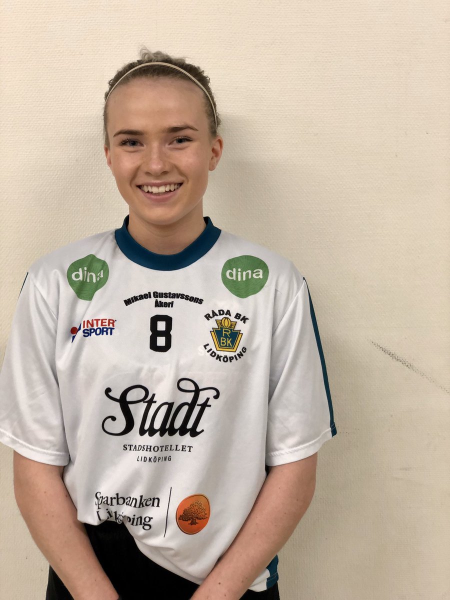 radabkdam's tweet photo. Idag blev Klara Svensson från LFK klar för oss! 🙌🏼 Vi hälsar henne hjärtligt välkommen 💚 https://t.co/eJDygVnL3N