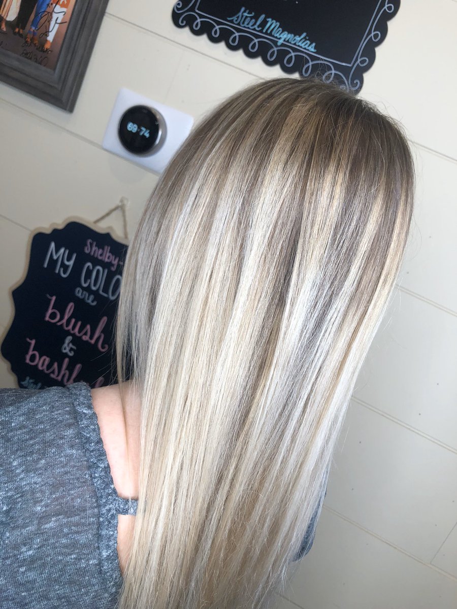Mads_critch's tweet photo. Come see me and get your hair ready for the New Year 👸🏼 https://t.co/q6uXgpxUJW