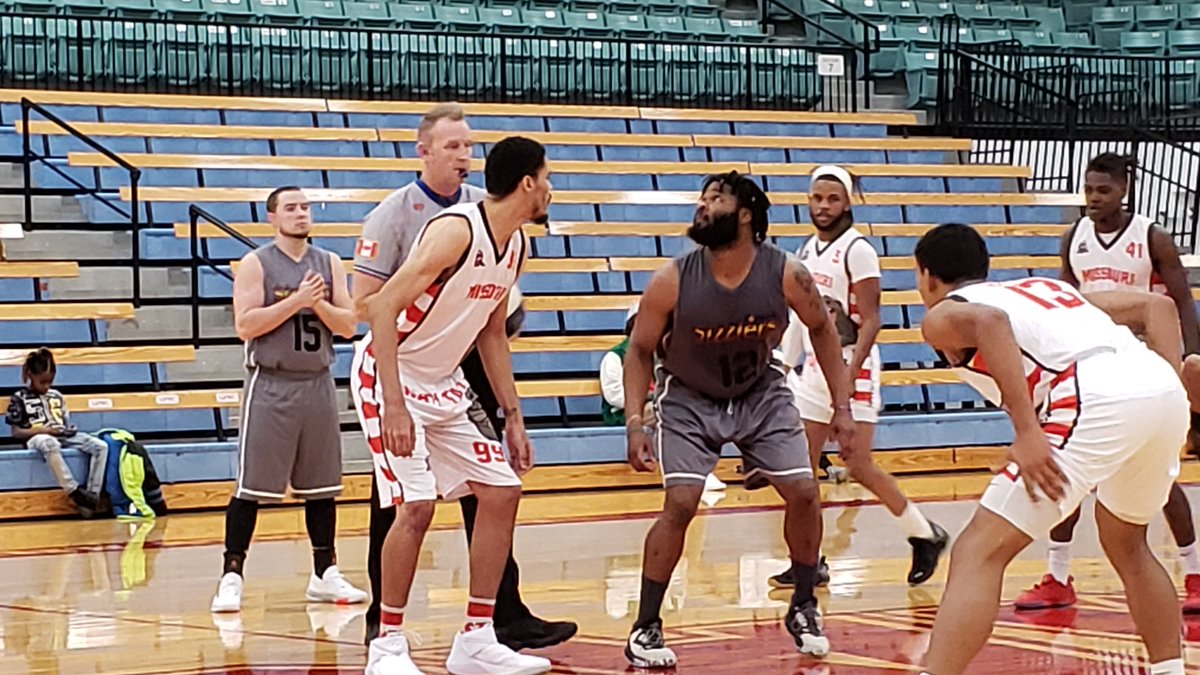 MOCAPS_ABA's tweet photo. MO Capitals comin home this weekend.  
Come support the home team as we get revenge against the Topeka Sizzlers this Saturday at 6pm at the MACC.  #aba #abaliveaction #MOCAPS

Tickets available now at https://t.co/WPNS3sLdR5 https://t.co/EGHX6Lhccr