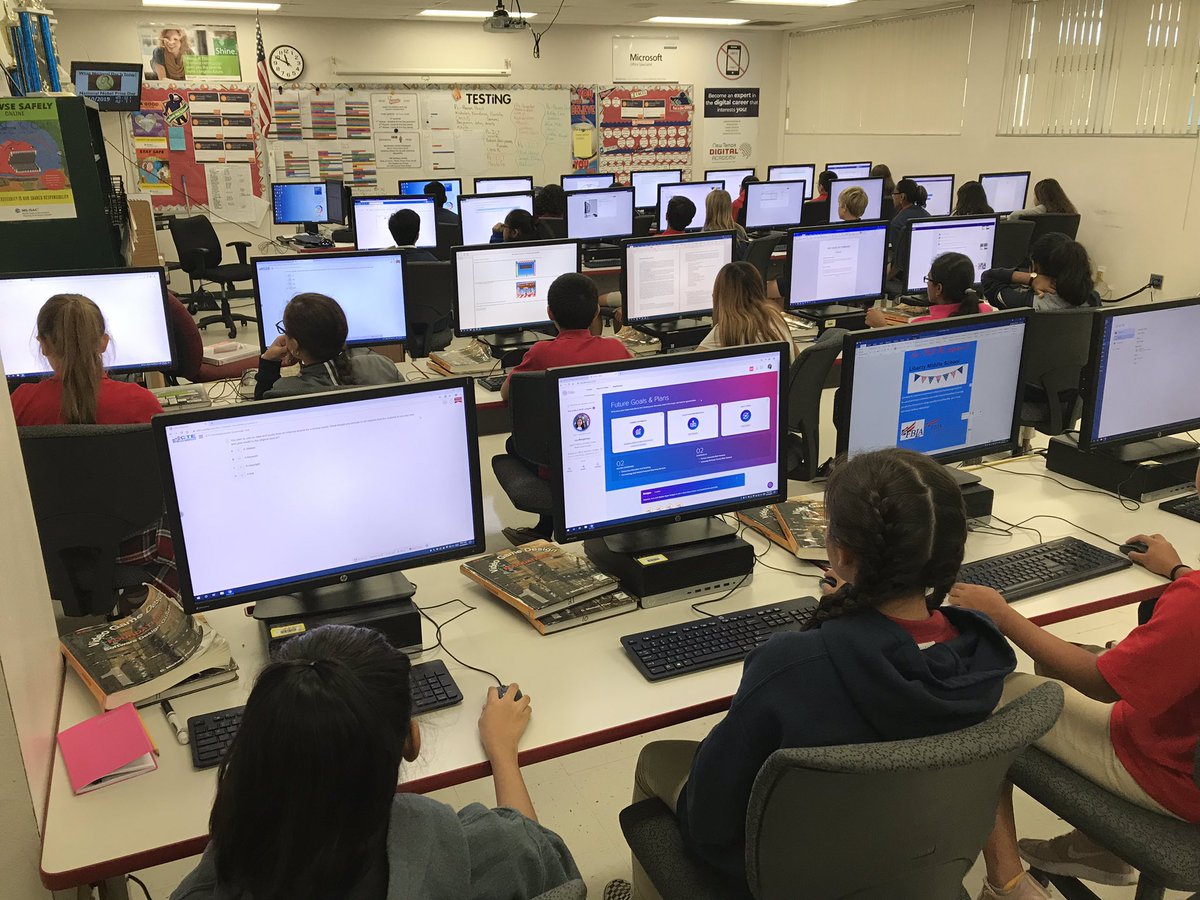 New Tampa Digital Academy teaches Web Design, 3D Animation &amp; Game Design! This 7-yr overarching philosophy starts in 6th grade at <a href="/LibertyEagles1/">LibertyMiddleSchool</a> &amp; continues throughout their sr year at <a href="/TheFHSPatriots/">Freedom High School, Tampa</a> 

Learn more or apply to any of our Choice programs bit.ly/SchoolOptions.