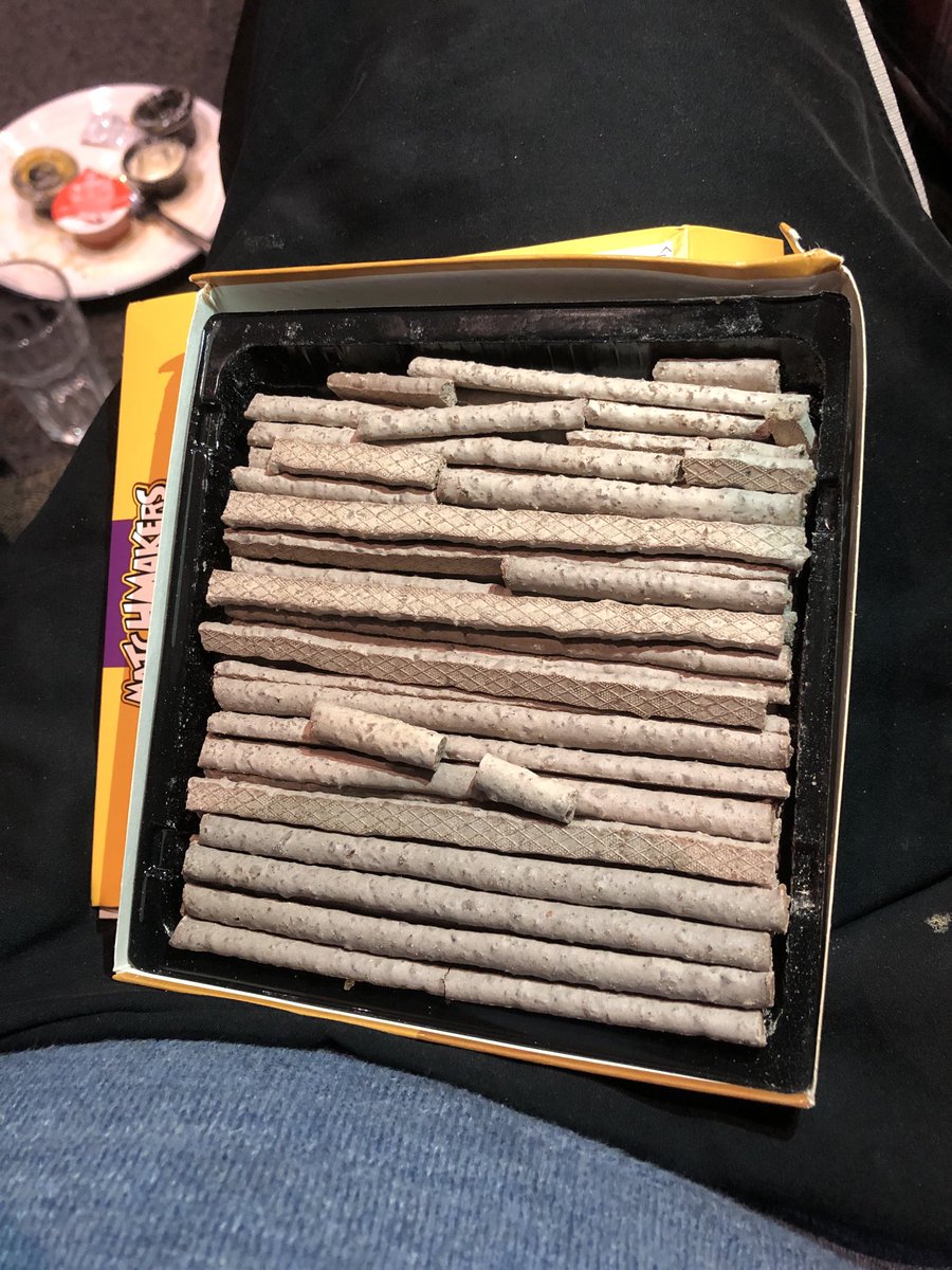 RichyPaton's tweet photo. ⁦⁦@QualityStreetUK⁩ I just opened this box of salted caramel matchmakers which we purchased last Saturday from ⁦@sainsburys⁩ in Fulham. The chocolate has clearly gone off and has turned white with oxidisation. Completely unacceptable. https://t.co/jGDkyaJmeQ