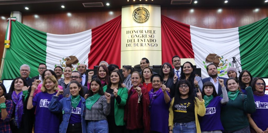 ¡Ya es una realidad la #LeyOlimpia en Durango! Se votó y aprobó por unanimidad. 
¡Pondremos un alto a la violencia digital y el ciberacoso!