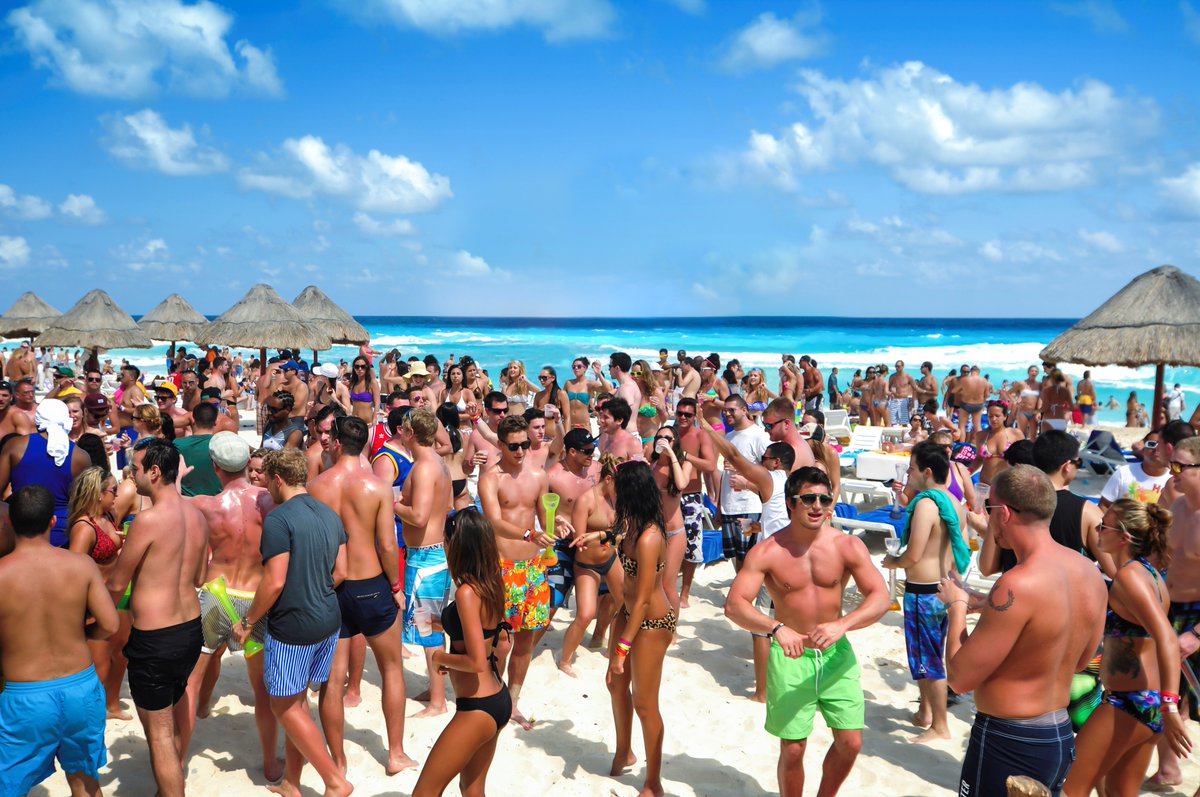 This could be you, but you haven't booked with STS Travel yet!
.
.
.
#SpringBreak #Springbreak2020 #Puntacana #Cabosanlucas #Bahamas #cancun #deals #boozecruise #party #SB2020 #vacation #allinclusive #resorts #travel #breezes #nassau #oasisbeachclub #oasis