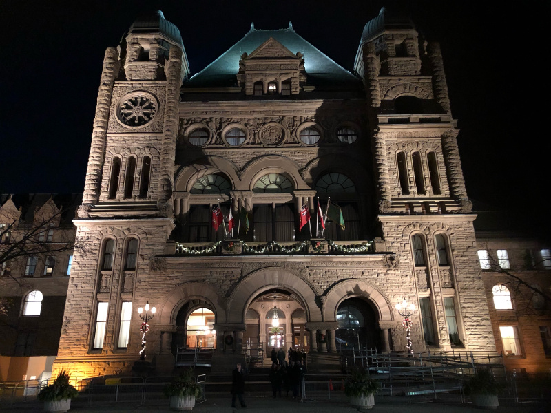 Matthew Philip, Senior technologist at Lett and the Chair of the Trent Society of Architects accompanying OAA members for the 2019 World Architecture Day at Queen’s Park!  

Some amazing Queen Park Picks this year! 

#ArchitectureMatters