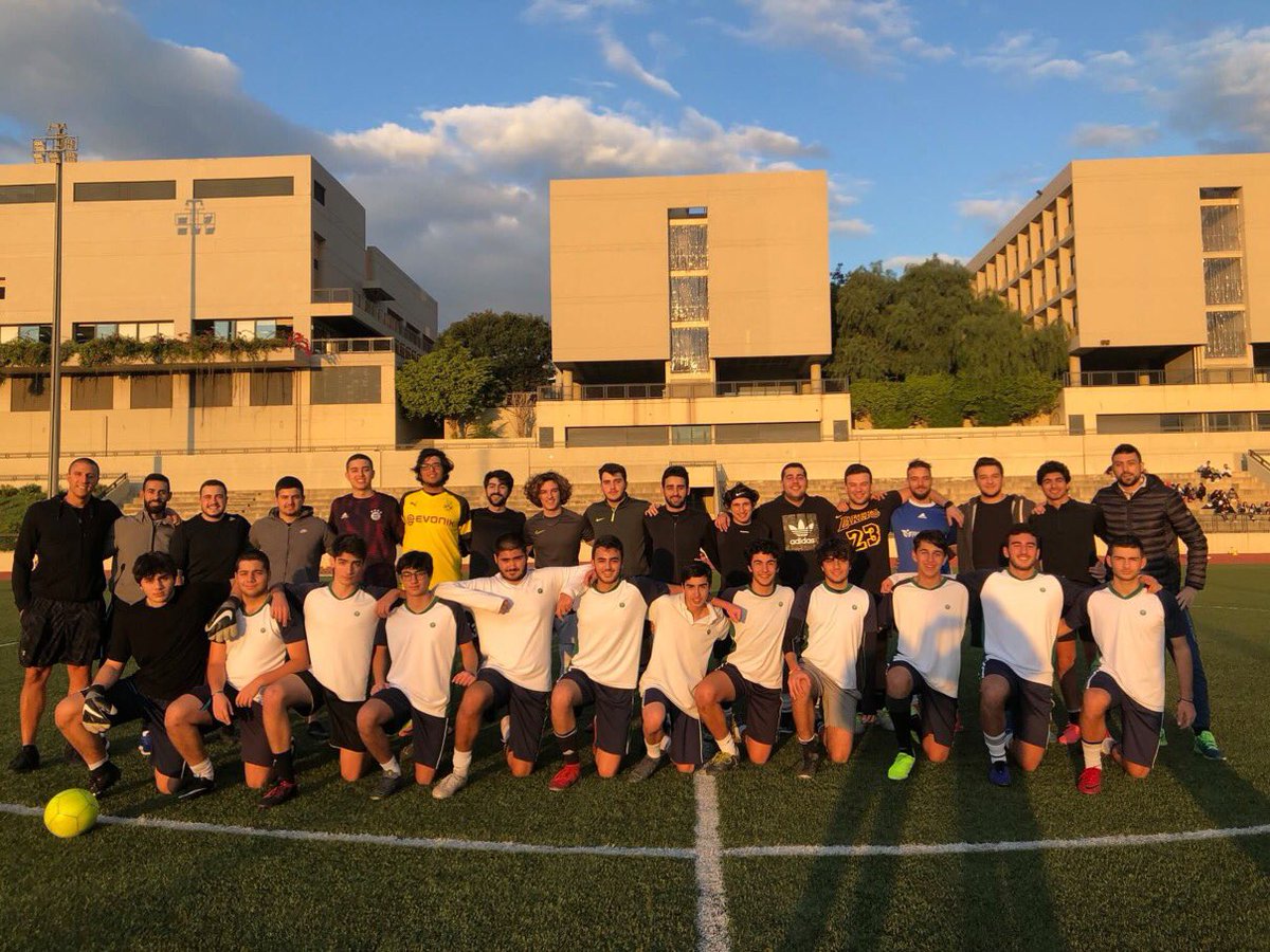 SIS_Adma's tweet photo. #Alumni vs. SIS-Adma #Varsity team in a friendly match
Couldn’t be any prouder to see both teams compete in such an emotional game, while they both are representing the same team, SIS-Adma team.
#SABIS #Interantional #School #Adma #football #sisadmaalumni #sabisspirit https://t.co/UM3whY4CJi