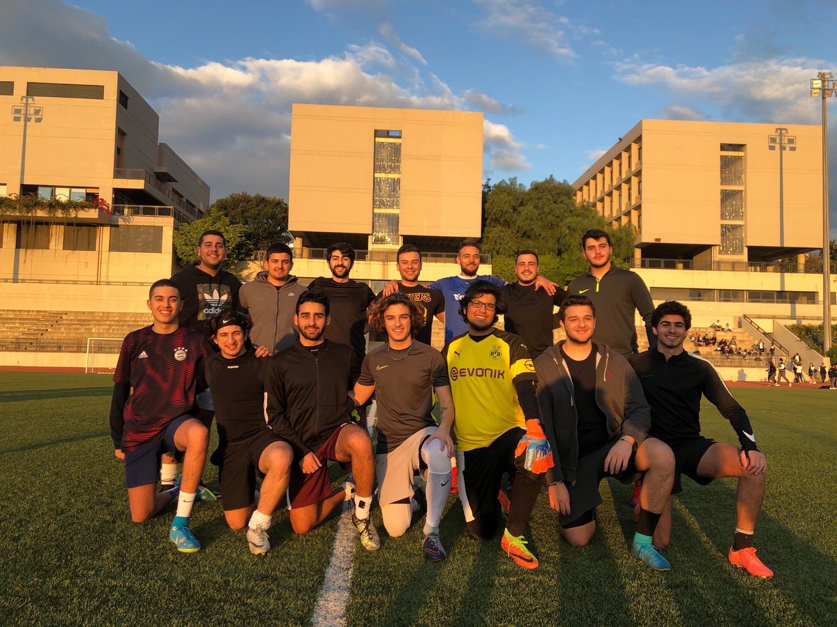 SIS_Adma's tweet photo. #Alumni vs. SIS-Adma #Varsity team in a friendly match
Couldn’t be any prouder to see both teams compete in such an emotional game, while they both are representing the same team, SIS-Adma team.
#SABIS #Interantional #School #Adma #football #sisadmaalumni #sabisspirit https://t.co/UM3whY4CJi