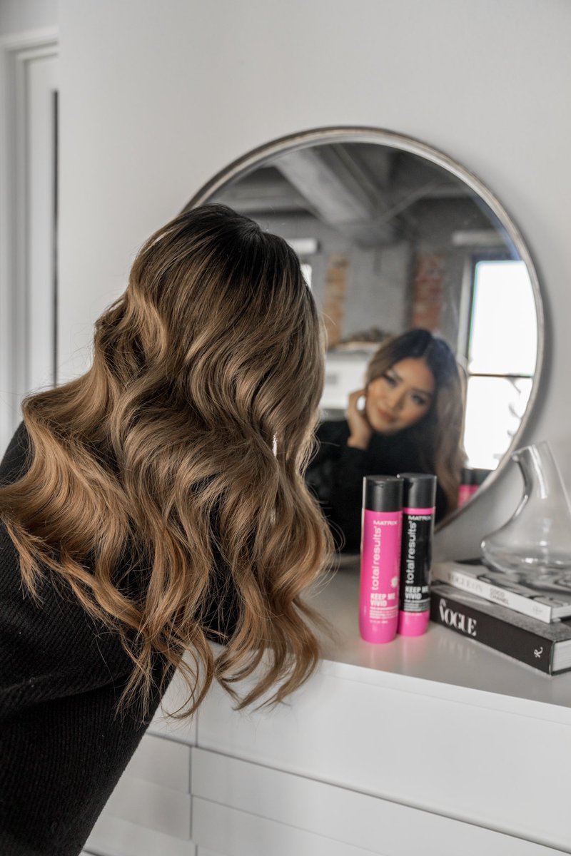 Getting a lot of questions on how I maintain my hair color and keep it looking fresh! I’ve been using <a href="/matrixfamily/">MATRIX</a> #TotalResults #KeepMeVivid Shampoo and Conditioner, and I love how it gently cleanses and nourishes my hair like no other! #MatrixPartner