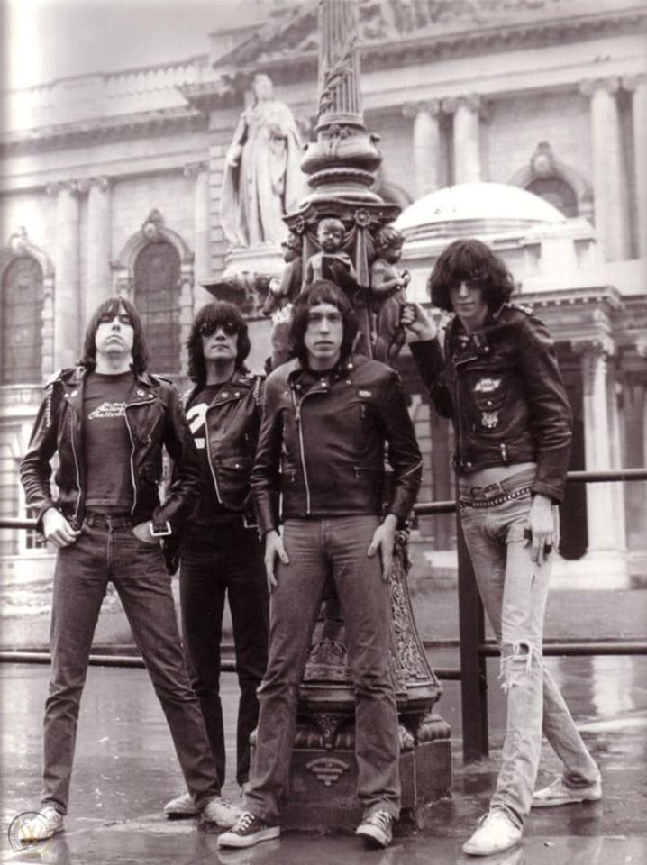 The Ramones outside Belfast City Hall.

#Belfasthour #Ramones #punkindrublic #JoeyRamone #GladToSeeYouGo