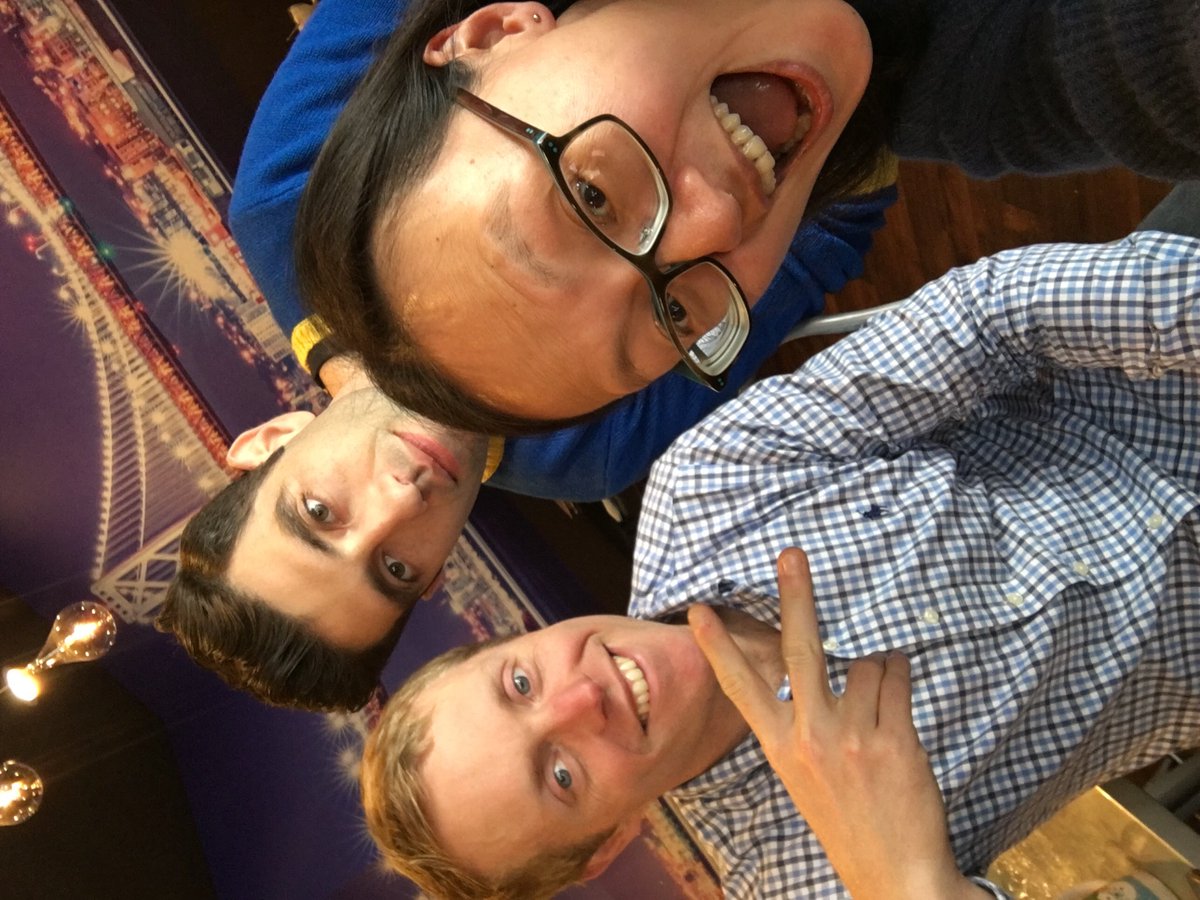 cwap's tweet photo. Celebrity sighting with @moneyballGs https://t.co/P10uu8D7xr