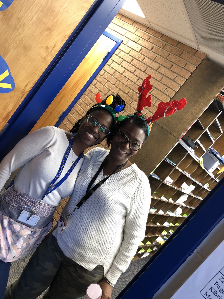 PrincipalDrH's tweet image. Let’s go Wildcat Nation!! From holiday hats to festive socks our staff  rocks! #Holidaze #WildcatWave20 🐾 #pawapproved