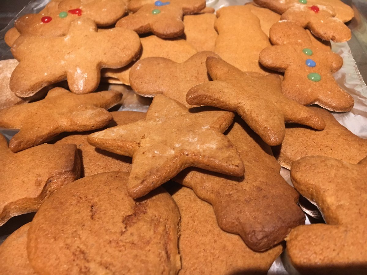 marion_jane1979's tweet photo. As promised to @AbiSpence1 ready for #CoachesKitchen tomorrow, I have baked gingerbread. The gin(s) haven’t helped with my decorating skills, I’ll bring the icing so people can do their own 😂 See you all @coachkitchenwlv https://t.co/NzmkJ9n9ZD
