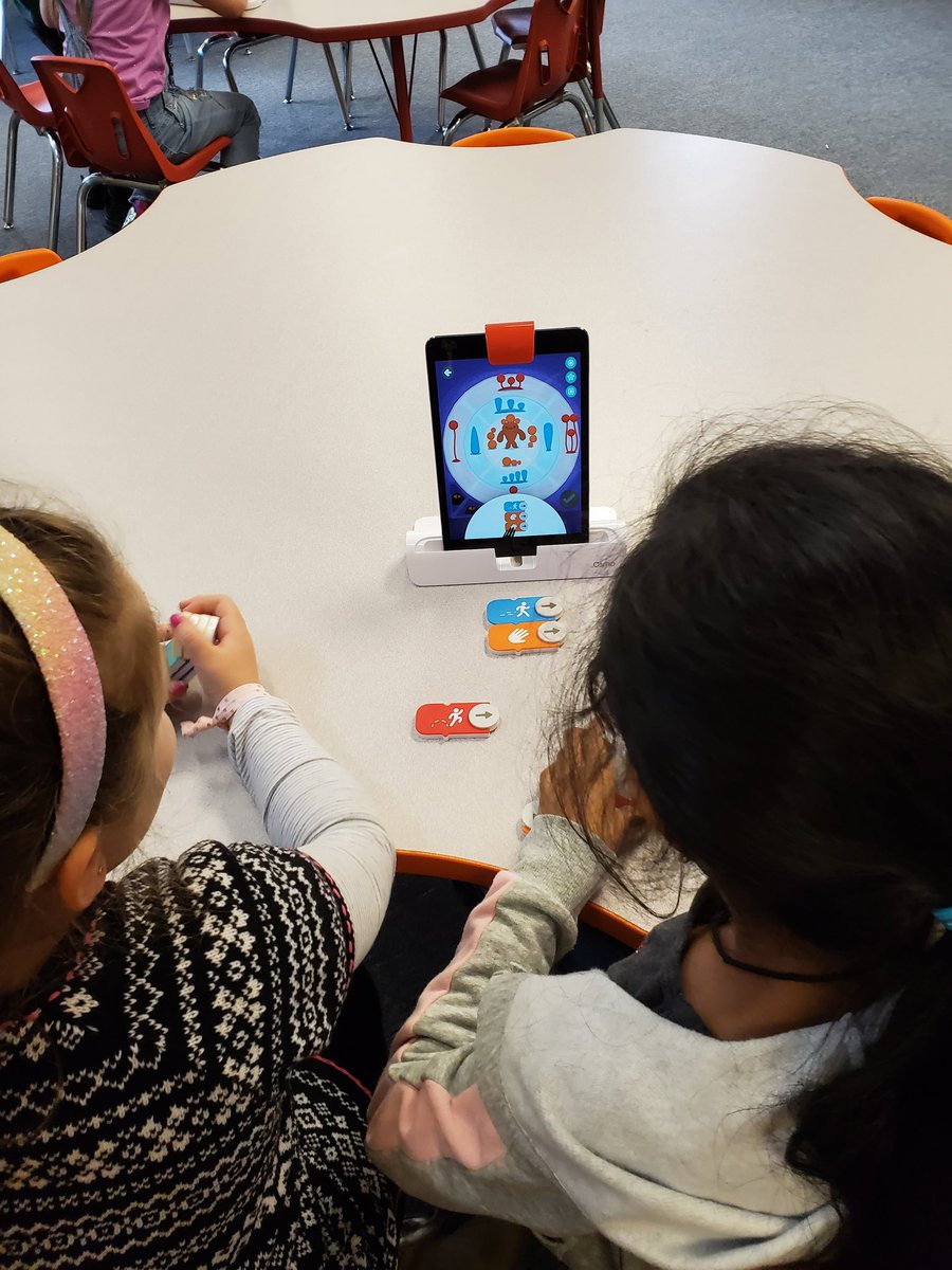 KFrohliger's tweet image. #HourofCode2019 week! 1st grade learned how to use @PlayOsmo #CodingJam and #CodingwithAwbie Guess what everyone wants for Christmas now🎄😃 #welovecoding @McAnnultyMagic