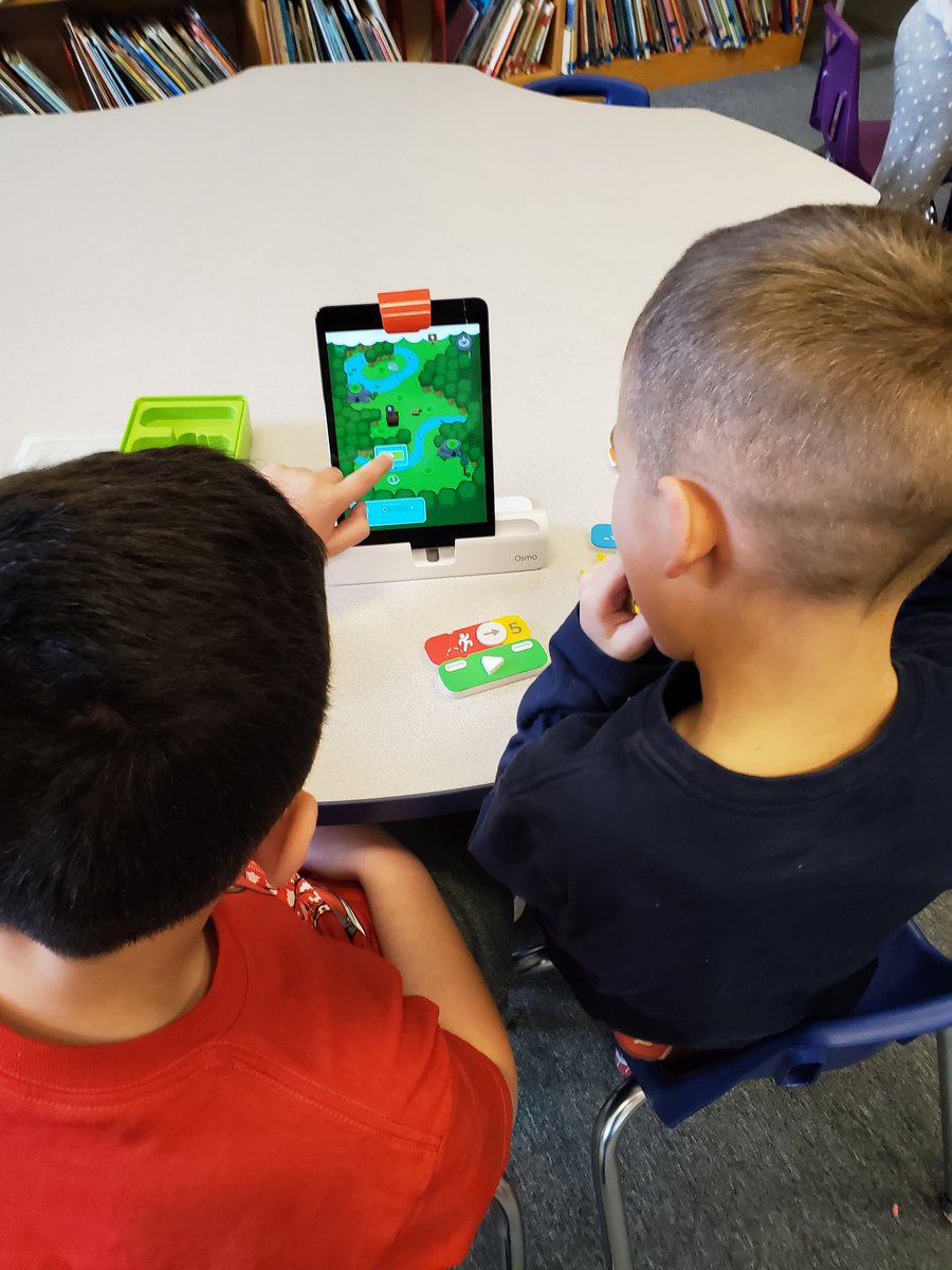 KFrohliger's tweet image. #HourofCode2019 week! 1st grade learned how to use @PlayOsmo #CodingJam and #CodingwithAwbie Guess what everyone wants for Christmas now🎄😃 #welovecoding @McAnnultyMagic