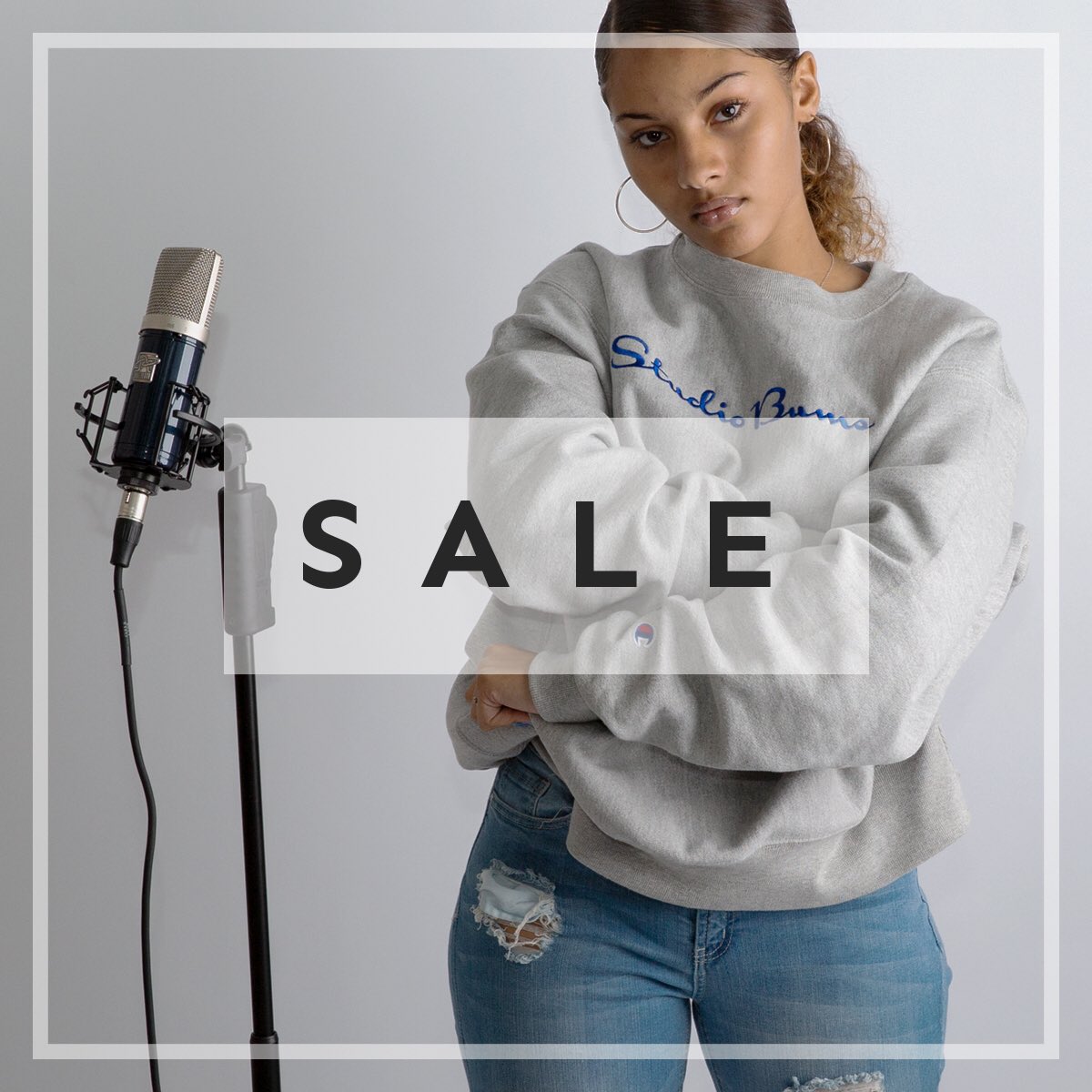 studio_bums's tweet photo. Finally!!! A Sweatshirt that represents #music creatives. STUDIO BUMS® + CHAMPION® deluxe crew neck pullover sweatshirt is extra heavy, comfortable, and stylish. #StudioBums https://t.co/UU9EpenWfM