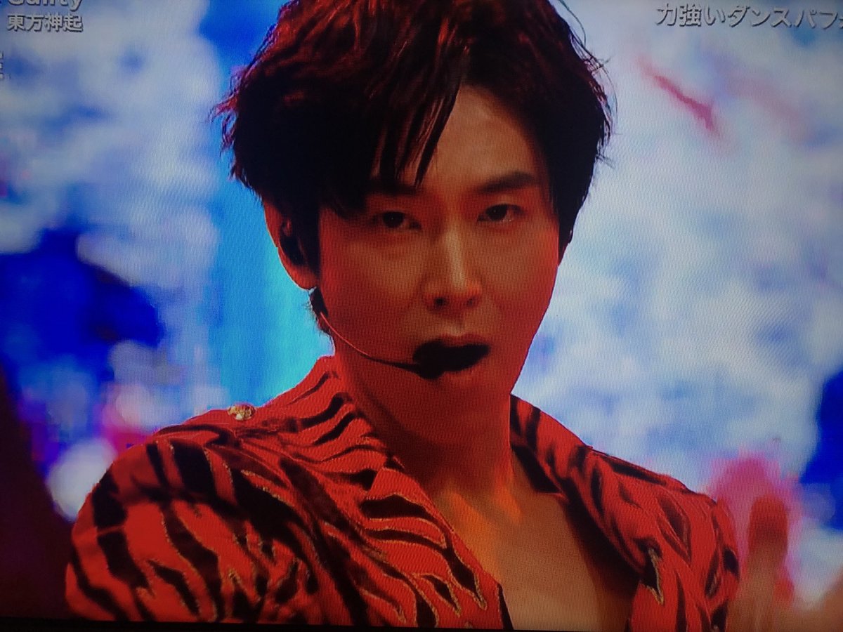 MAXpi0603's tweet image. 昨日はビギさん達と応援📣楽しんだ
2人の登場まで今か今かとあんなにドキドキしたのは
ライブが始まる前の感じと同じで
終わった後はまるで参戦後の様な心地よい疲れだった
渾身のパフォーマンスはとても響いたし素晴らしかった👏
最後、見上げて‥は歌の上手さも伝わり最高でした🙆‍♀️
＃FNS東方神起