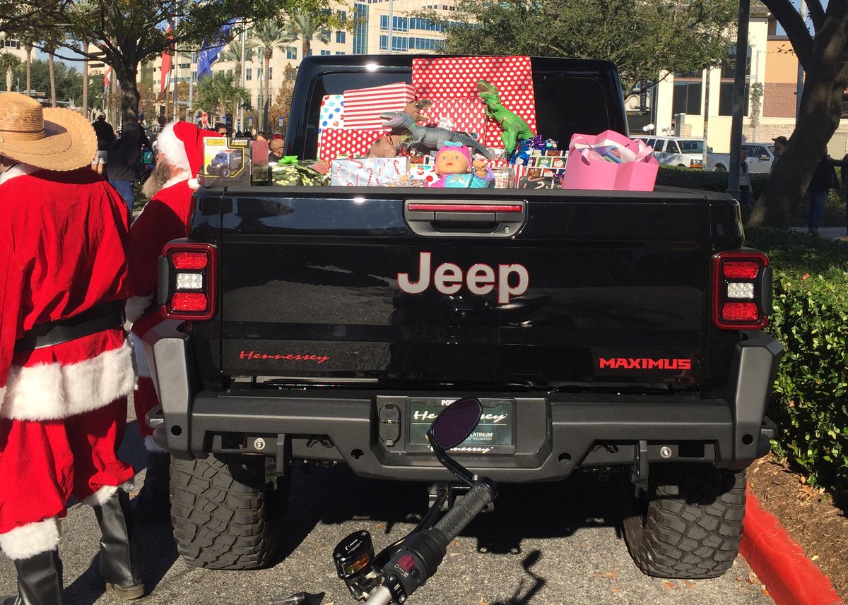 Garages of America tweet media