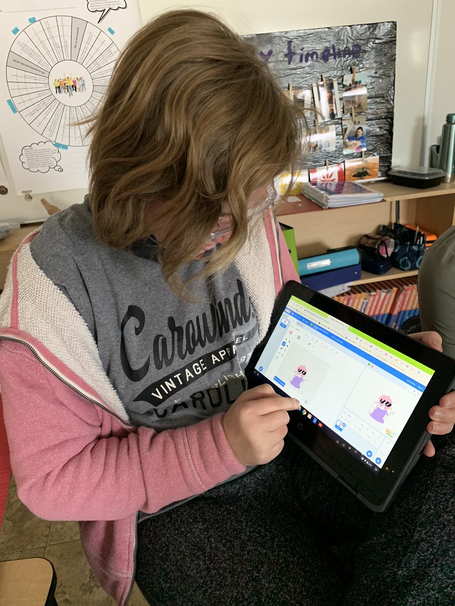 SRoberts2013's tweet photo. Students enjoying the Hour of code #BGCCodes https://t.co/6Ok2NzXwbC