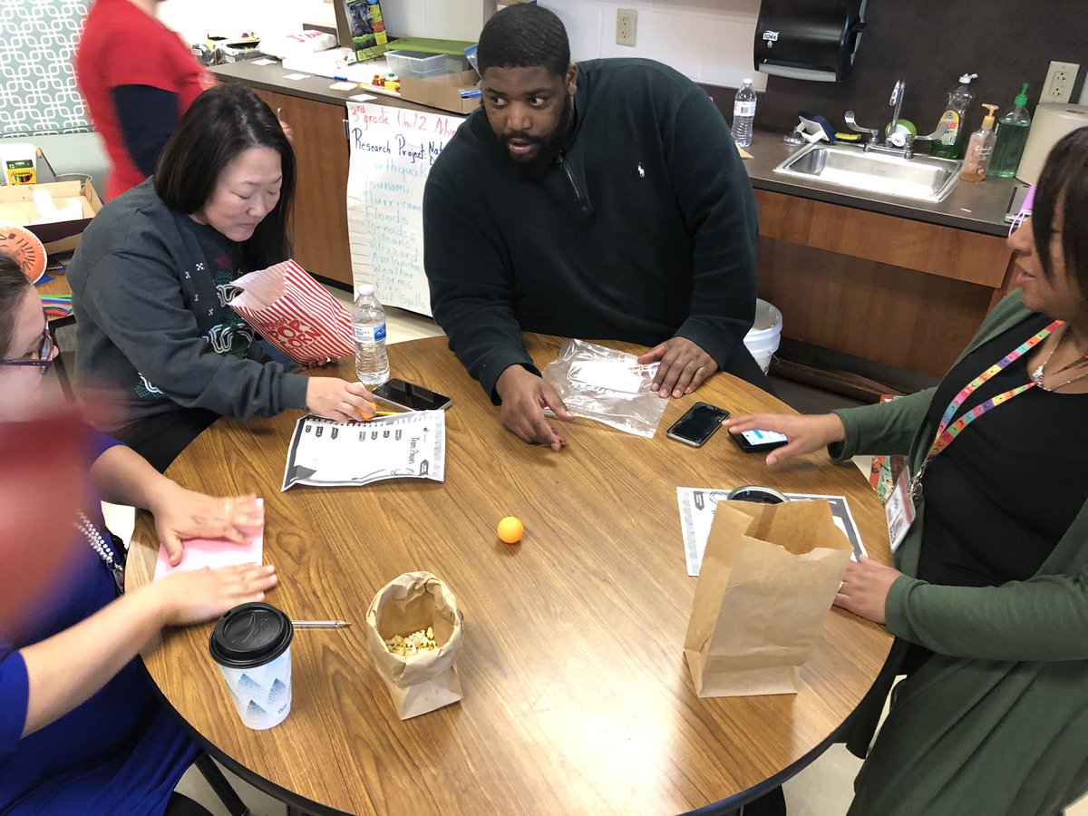 MrsRodriguezGT's tweet image. Teachers had fun working together to complete this #destinationimagination #instantchallenge today! @MarisolAnguita @LewisvilleES #poniesturn10 #theponyway #LISDGT #professionallearning