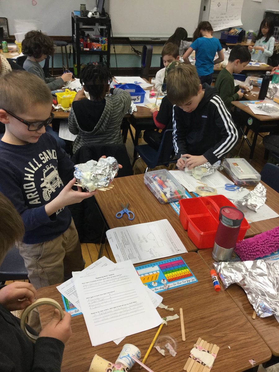 mmhigh1's tweet photo. Learning about the engineering design process by building boats! 🛥🚢🛶⛵️🛳  @CoonleyES https://t.co/420ntsLXd1